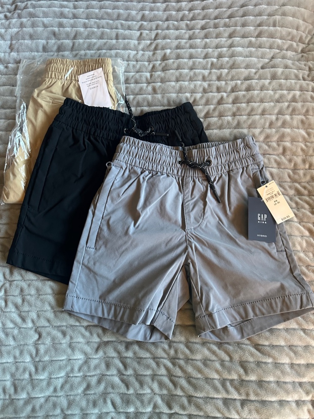 GAP Kids Set of 3 Hybrid Pull-On Shorts, Boys XS (4-5)